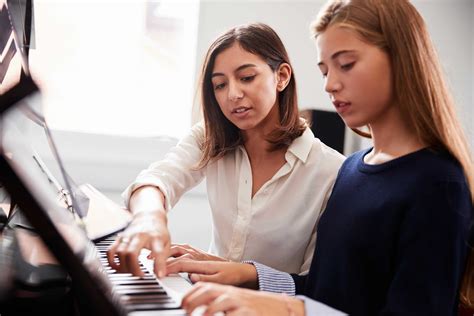 Keyboardles aan huis in Nieuw-Buinen